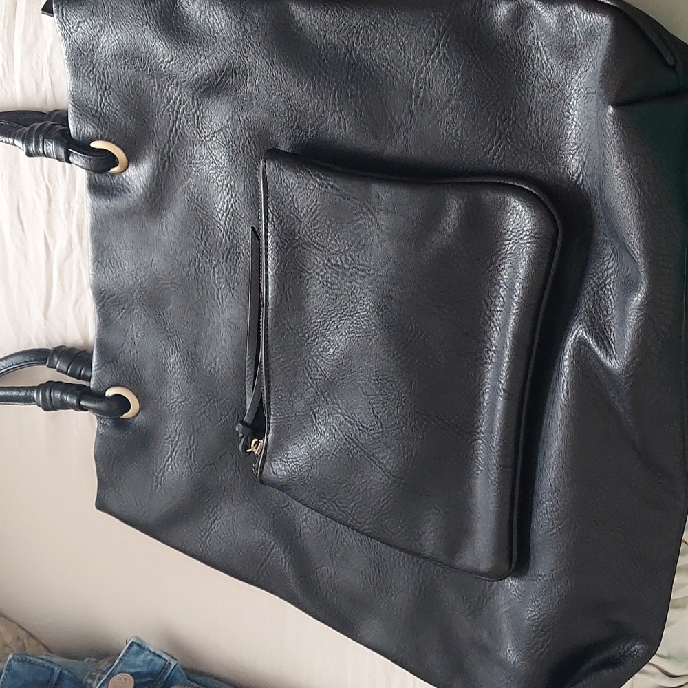 Black satchel.